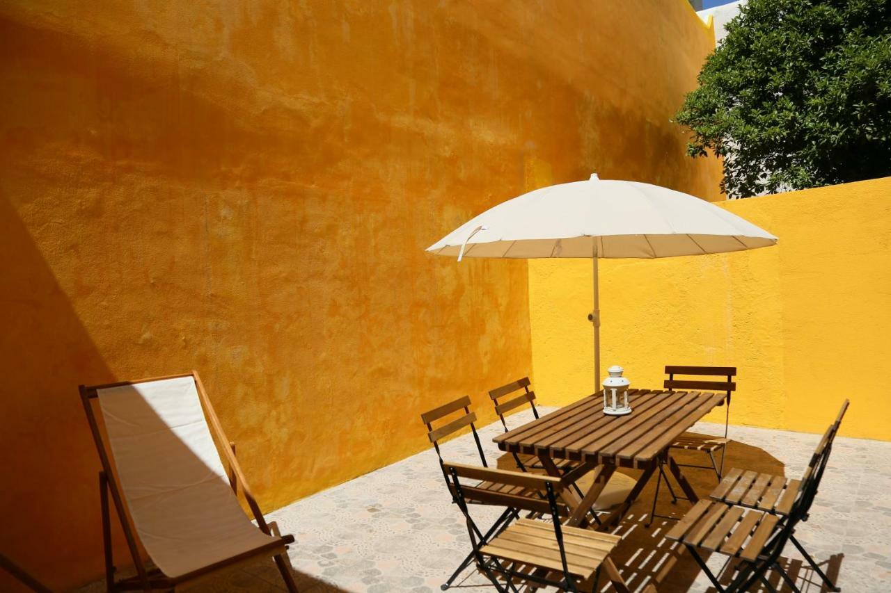 Stunning With Yard In Alfama Apartment *